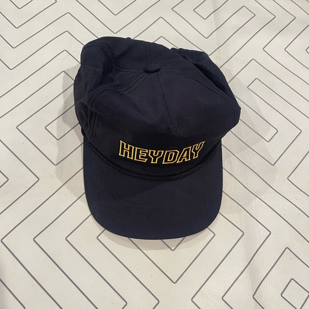 HEYDAY Black Snapback Hat